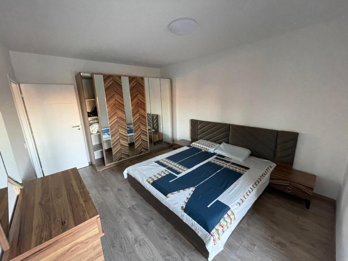 פריזאי Shooter Apartments מראה חיצוני תמונה