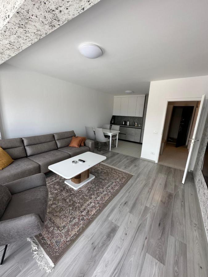 פריזאי Shooter Apartments מראה חיצוני תמונה